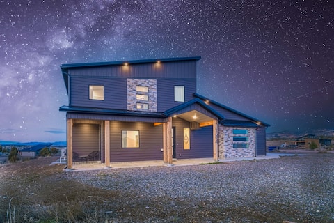 The Meadow at Nat’l Parks |Hot Tub| Sleeps 10