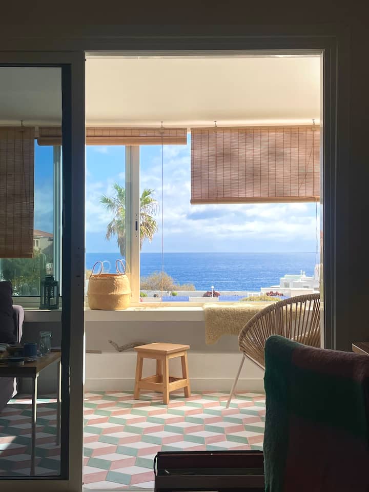 Modern Studio Apartment With Pool & Sea View - Îles Canaries