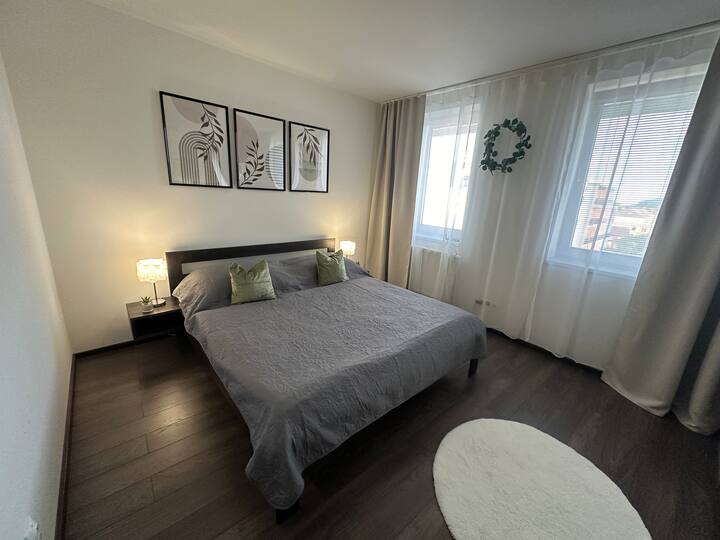 საძინებელი 1