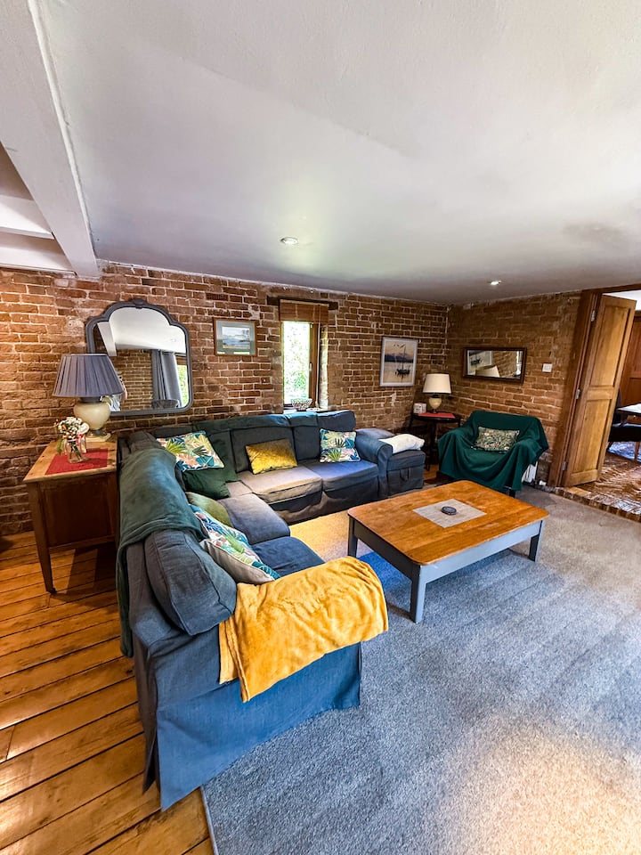 The Barn - Burnham-on-Sea