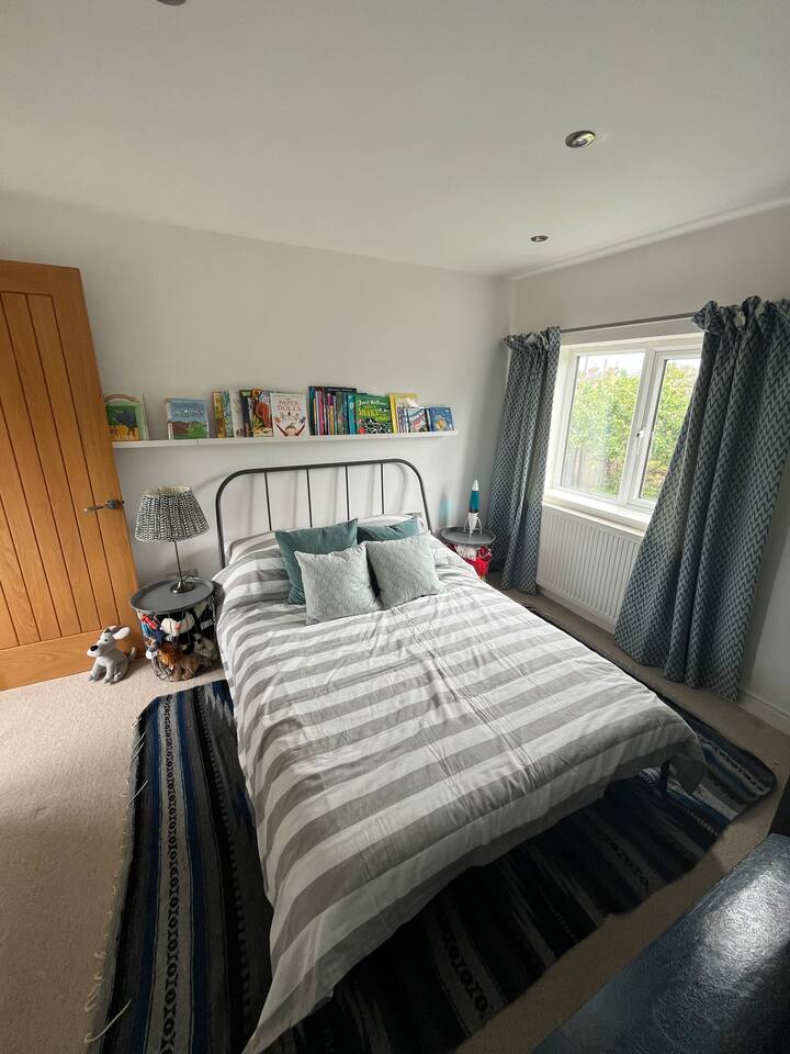 საძინებელი 2