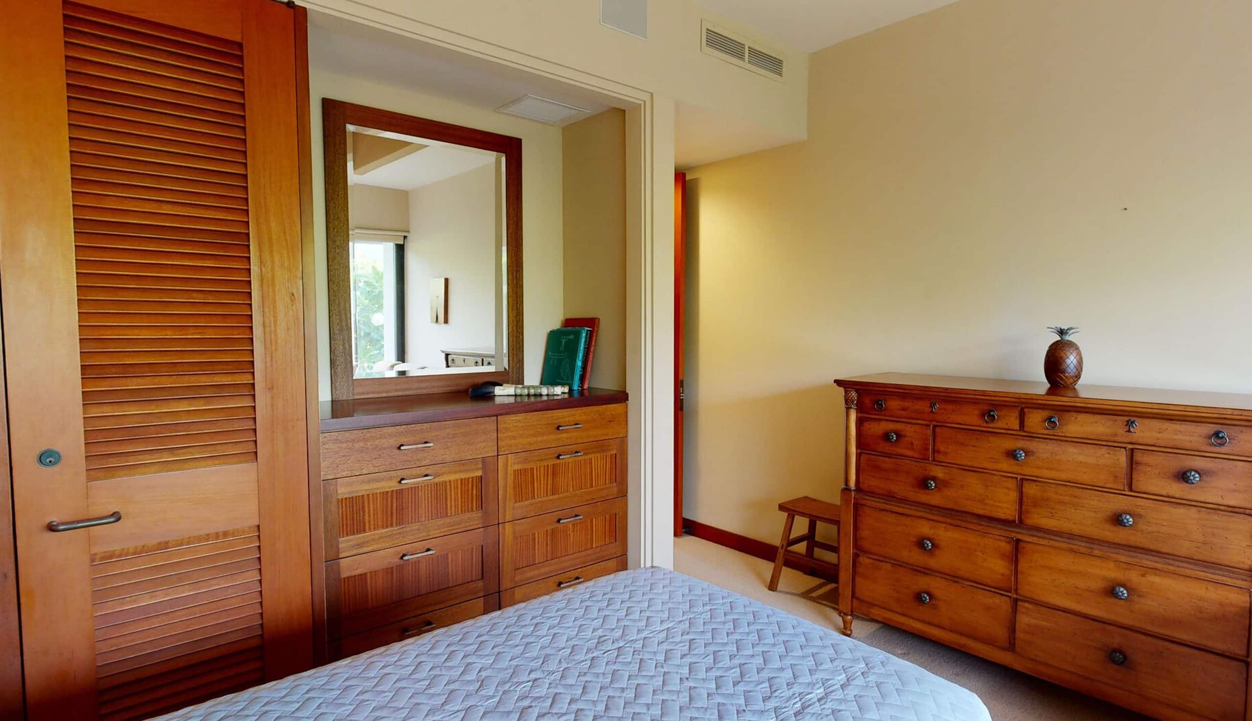 Condo in Waimea · ★4.89 · 2 bedrooms · 3 beds · 2.5 baths - Image 14