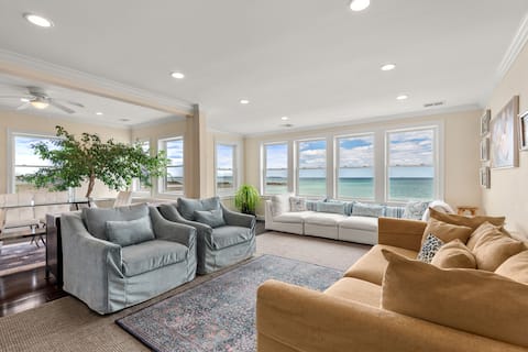 Oceanviews! Boston Gathering Place: ChezBlue