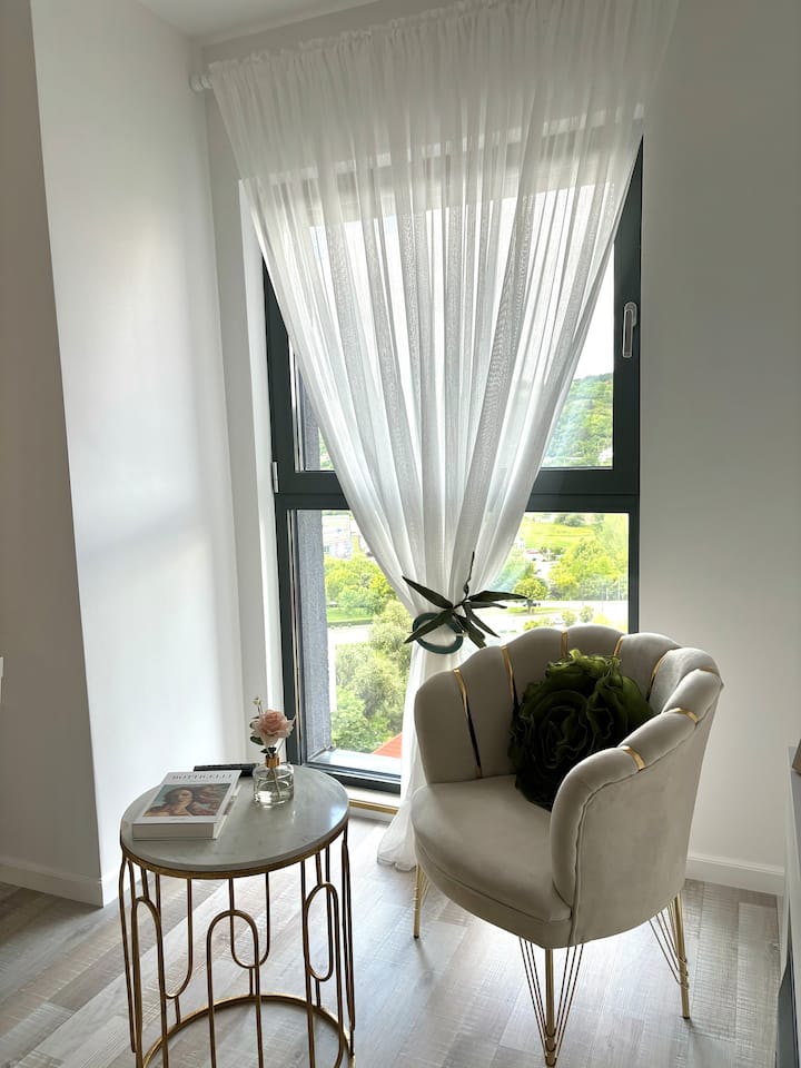 Aquilla Tower View Apartment - Cluj-Napoca