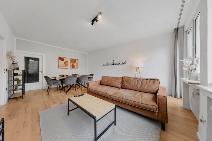 100qm² 6personen, Balkon, Messe, Zentral - Düsseldorf