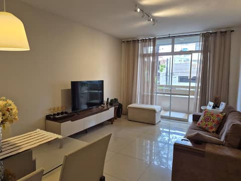 Top Airbnb: Apartment with great location ! in Niterói