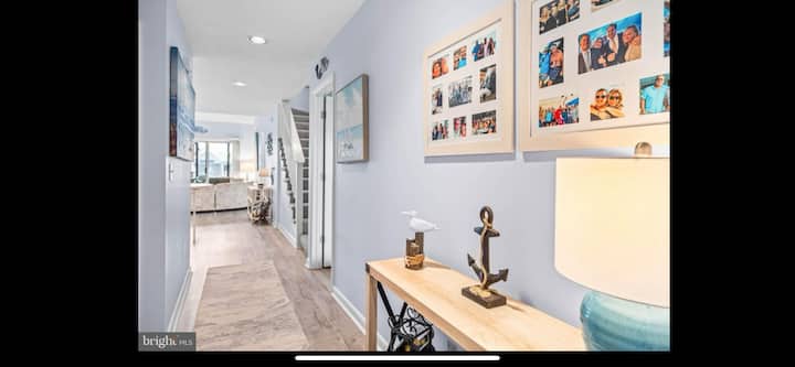 Loft Penthouse 8 Min Drive To Beach & Boardwalk - Rehoboth Beach, DE