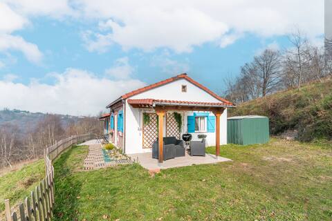 Cottage and finca in Asturias "La Pomarada"