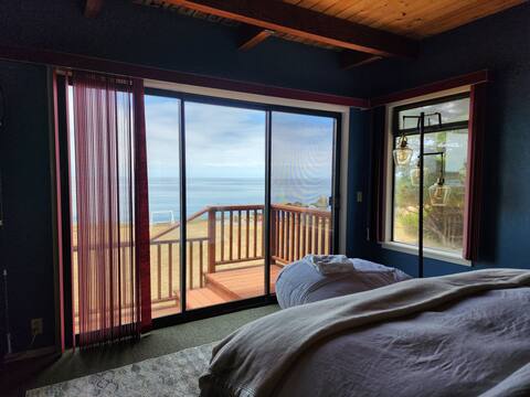 Ocean Front 5 Bedroom Coastal Getaway