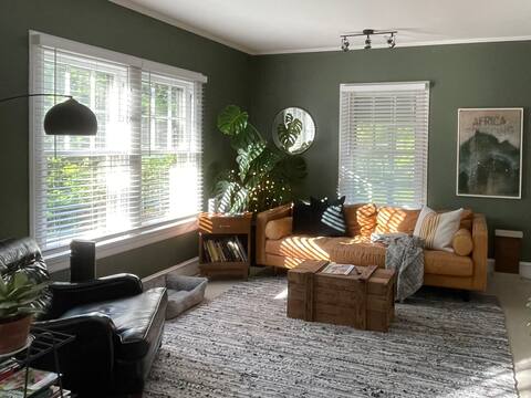 Gardener’s Cottage stay in scenic Bucks County