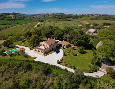 Villa Tergi all Season Paradise,Sea View,Adria, IT