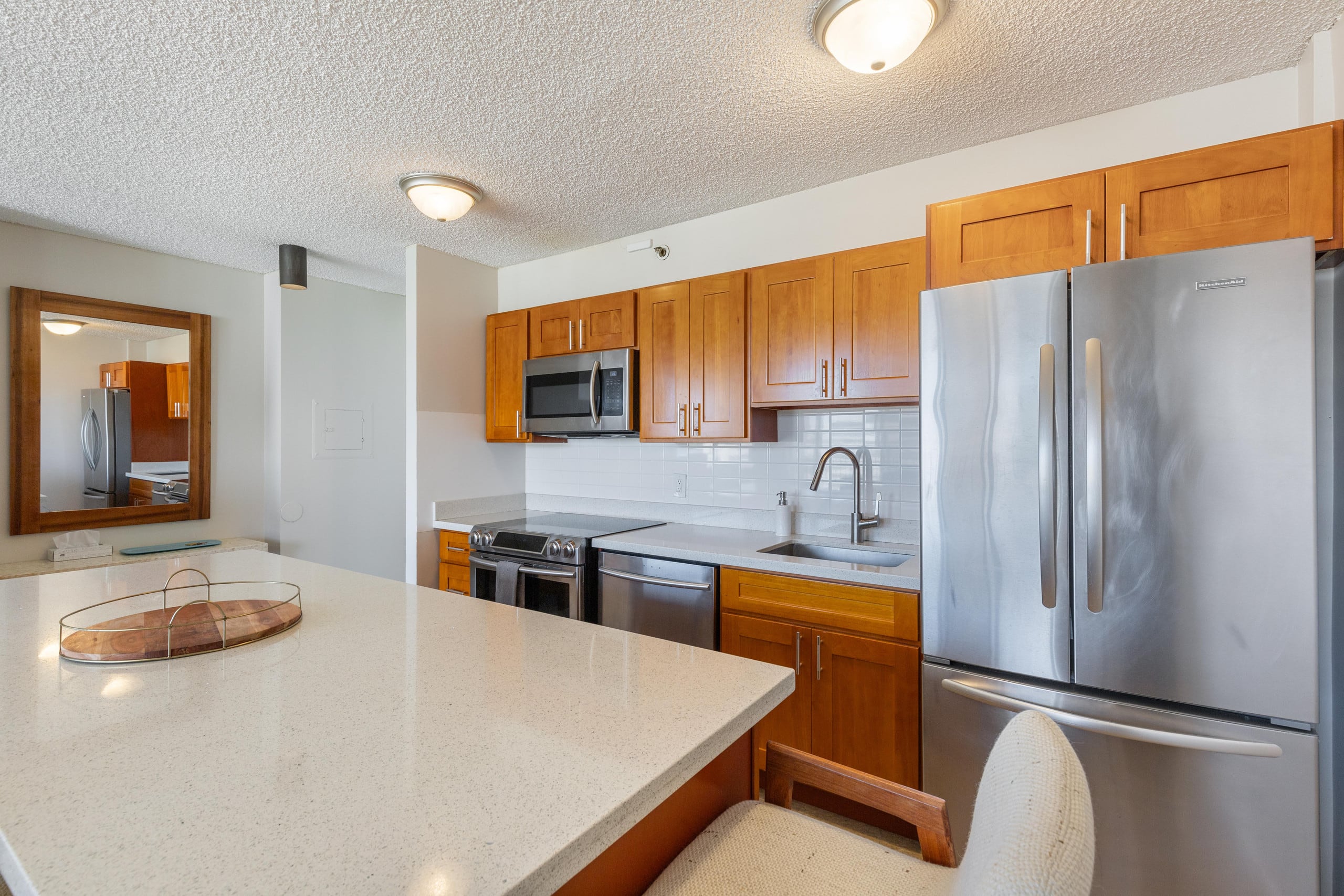 Condo in Honolulu · ★4.63 · 1 bedroom · 2 beds · 1 private bath - Image 7