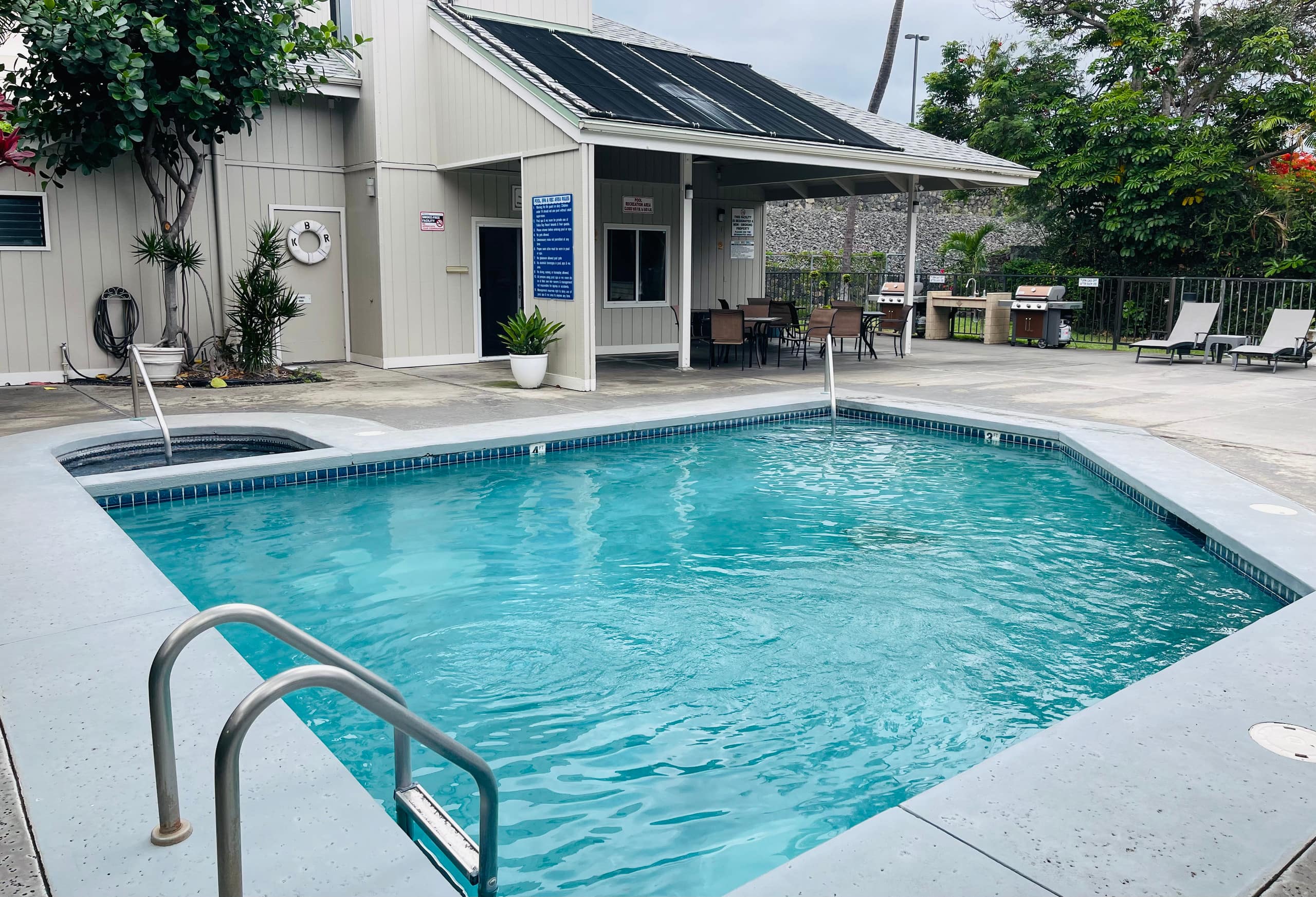 Condo in Kailua-Kona · ★4.89 · 1 bedroom · 1 bed · 1 bath - Image 22