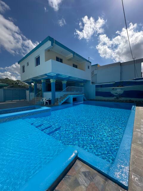 Apartment with private pool space