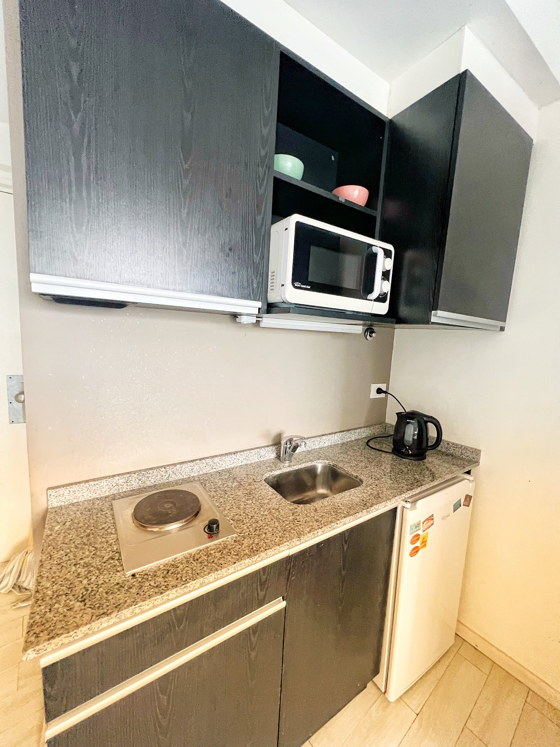 Studio apartment in Almagro facing Italian Hospital