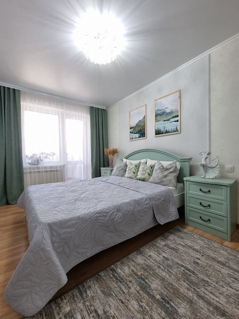 4-room apartment with home comfort, spacious, clean.