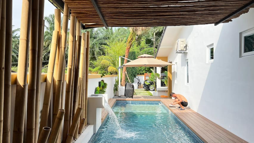 Johor SuperHost by Hometel managed Airbnb listing 3