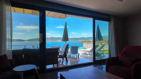 Successful Airbnb property: Luxury villa in a seafront location Yazıcı 5 in Milas