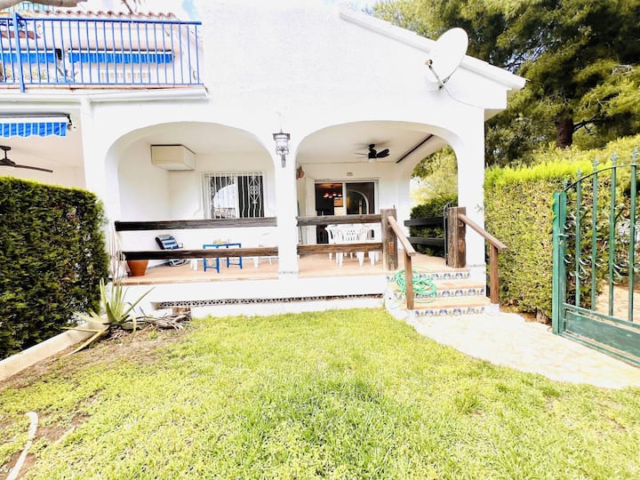 Esmeralda, Appartement Avec Jardin Privé. - Peñíscola
