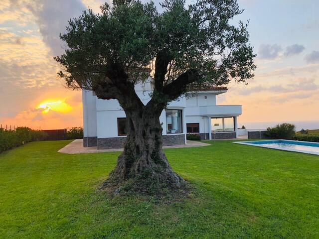 Chalet frente al mar gallery image 2