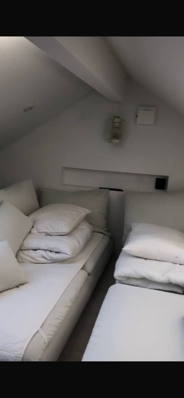 Camera da letto 4