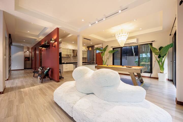 幻影 现代风格 泳池别墅 市中心 可住10人 gallery image 3