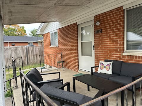 Delightful 2 Bedroom !