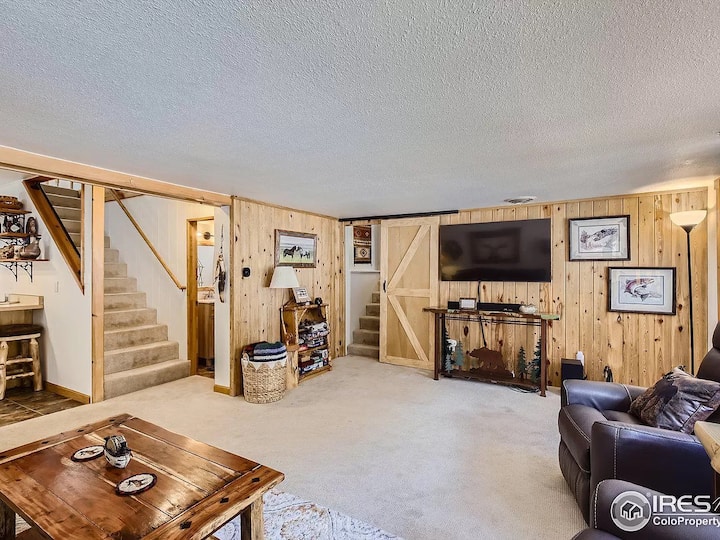Cozy Riverside Cabin In Drake- 2 Mi. To Estes! - エステス・パーク, CO