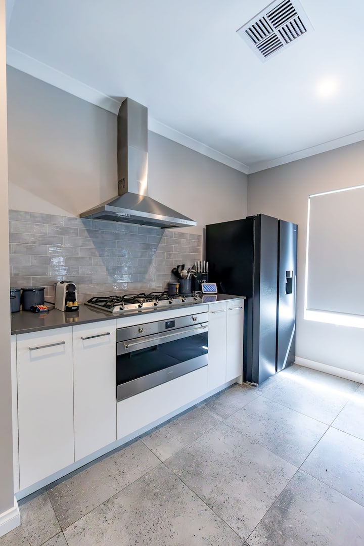 House In Quinns Rocks - Mindarie