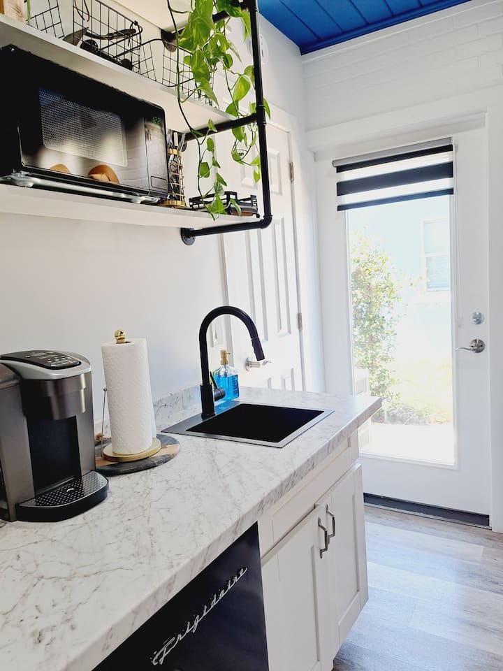 Adorable And Relaxing Studio 17 Min From The Beach - Anna Maria Island, FL