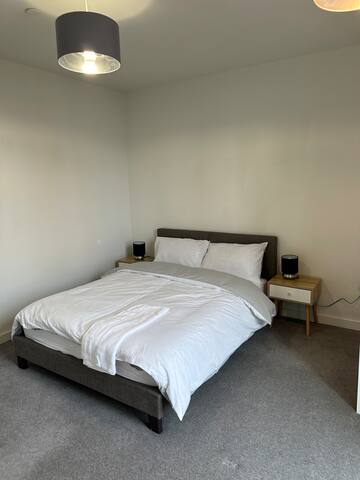 City Centre Penthouse gallery image 3