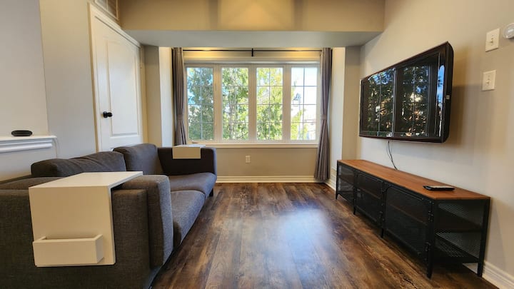 Cozy Private Detached Entire Coach House - Markham