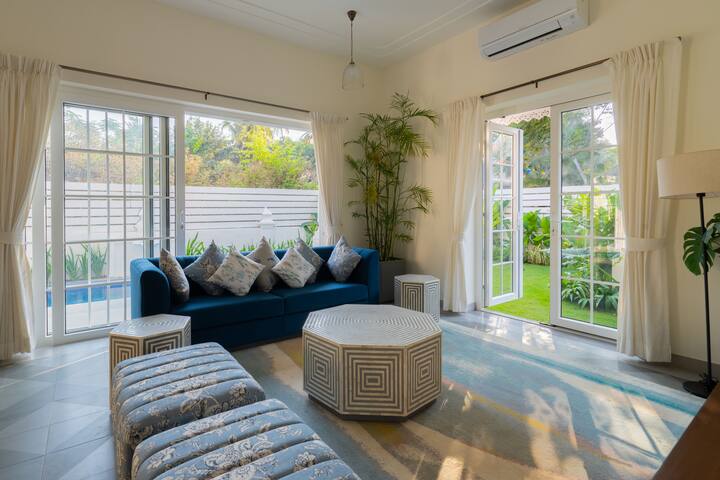 Living room image 3
