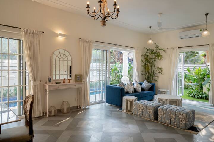 Living room image 2
