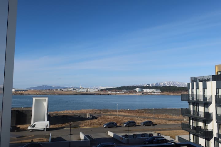 Modern Apartment With Ocean Views, Near Sky Lagoon - Reykjavík