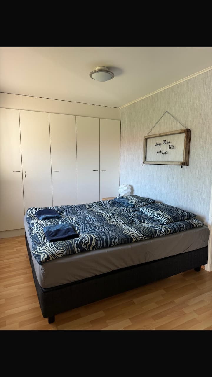 საძინებელი 1