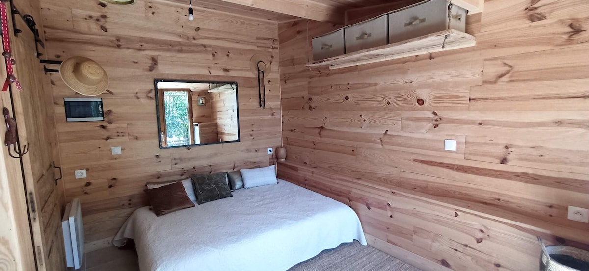 Top Airbnb: Le Clos de la Vigne. in Millau