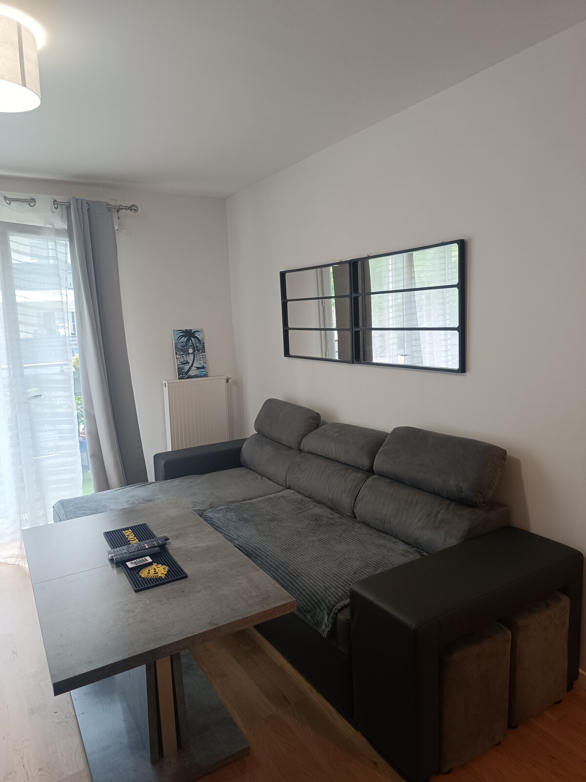 Annonce Airbnb populaire: Great modern 2 bedroom apartment à Gagny