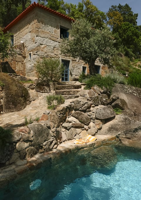 Romantic Cottage, Saltwater Pool, Breakfast incl.