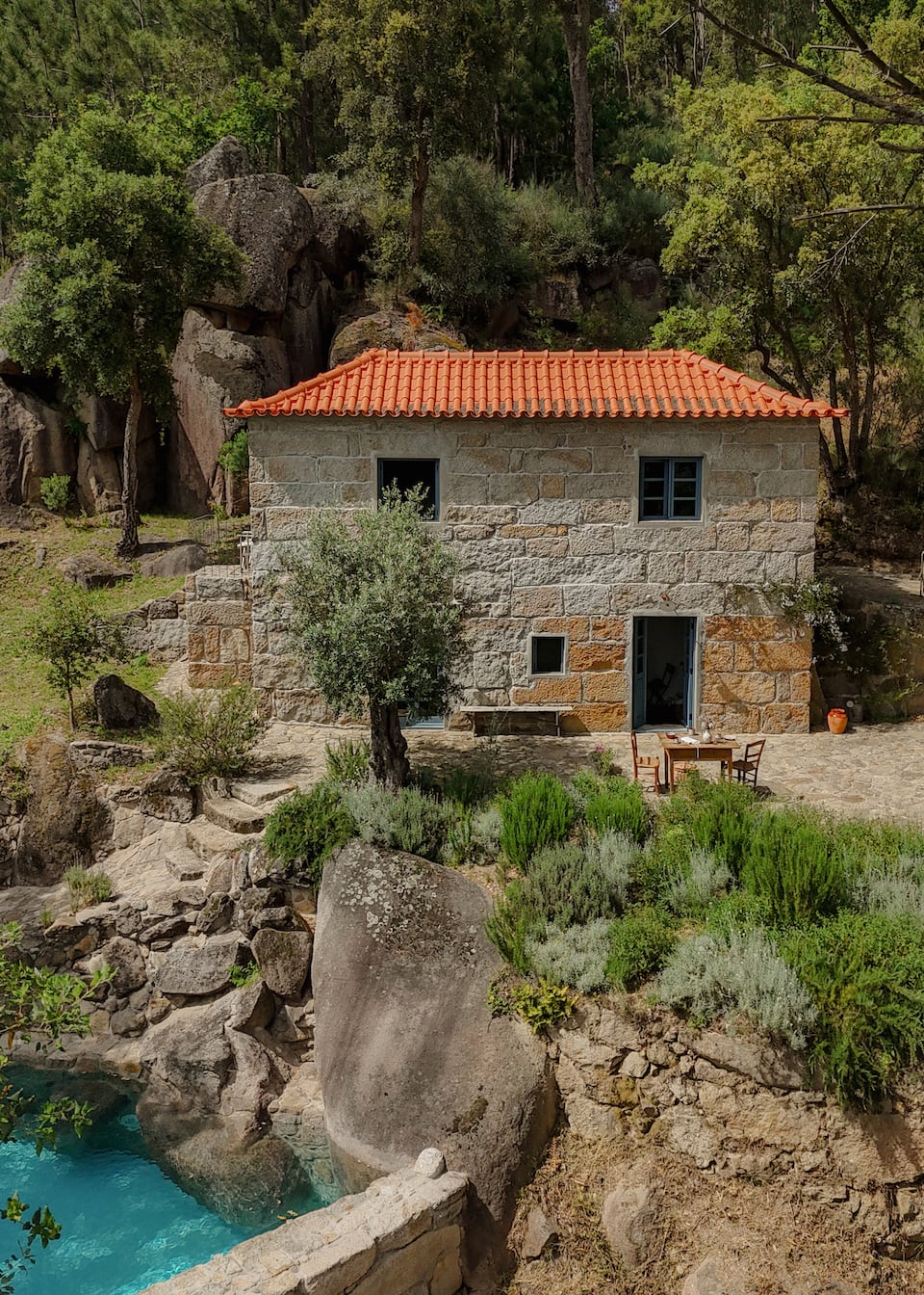 A stone cottage above the Douro Valley, Penha Longa, Douro Valley, Portugal, photo 2 of 10