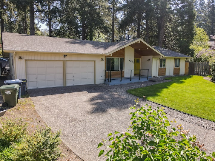 5br-fun-bright-modern - ユージーン, OR