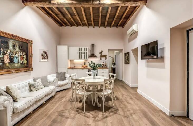 Oca Holiday Inn gallery image 2