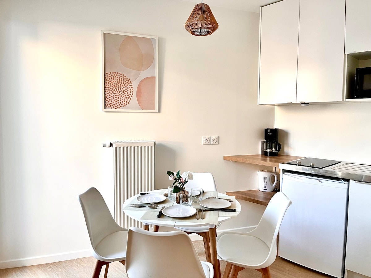 Proprietà Airbnb di successo: Jerickais - Studio Bezons 3 people a Bezons