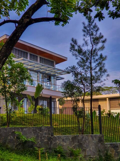 Rumah Rusmora Sentul Golf 20pax