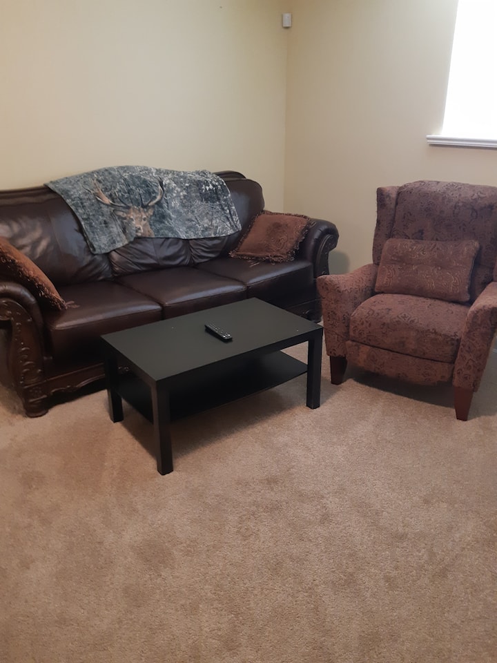 Spacious Cozy Basement Suite Retreat - Langley