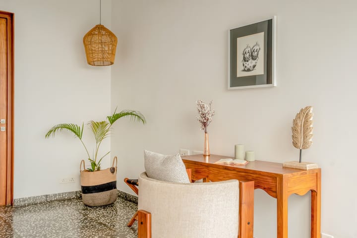 Living room image 10