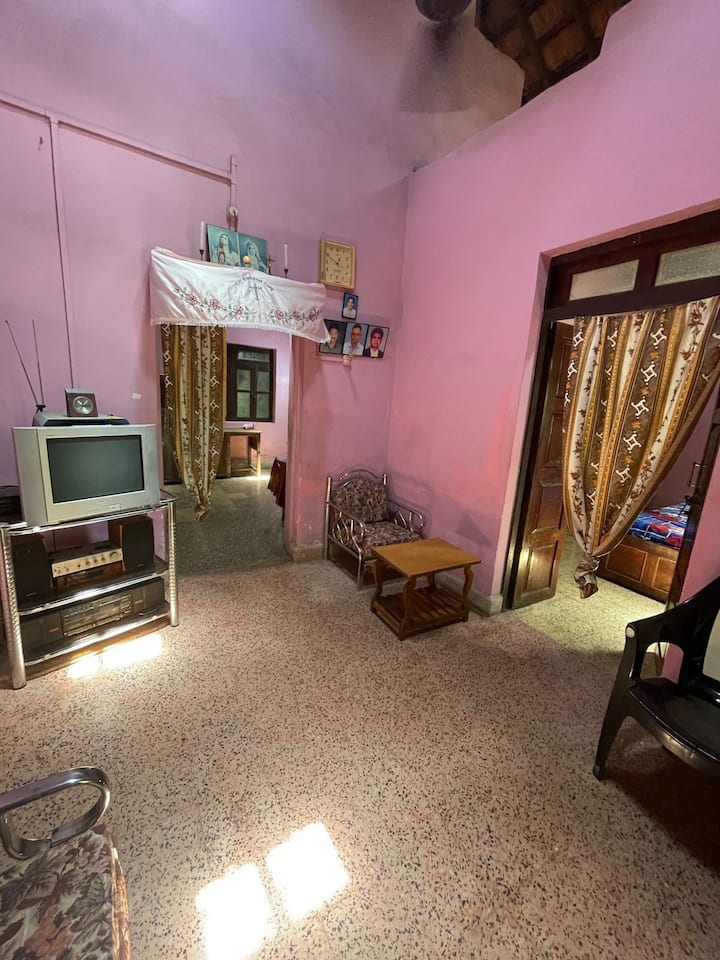 Living room image 1