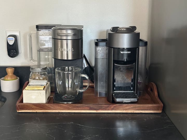 The French Way Apartment - Des Moines, IA