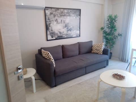 Successful Airbnb property: Enjoy in Izmir Bostanlı, Sea, Rest, Pub, Coffee in Karşıyaka