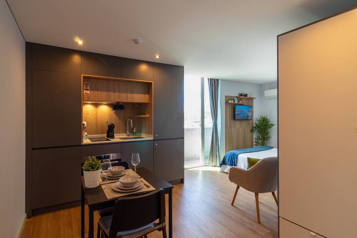 Stay Aveiro | Central Apartment With Parking - Cacia
